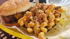 Full meal at Dharma Southern Chick'n in Orlando