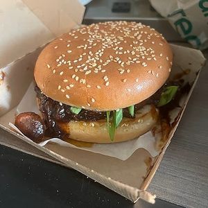 georgia peach sloppy joe at Dharma Southern Chick'n in Orlando