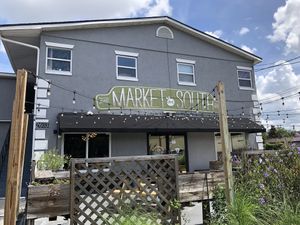 Nice environment and great service  at Dharma Southern Chick'n in Orlando