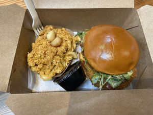 🤔 at Dharma Southern Chick'n in Orlando