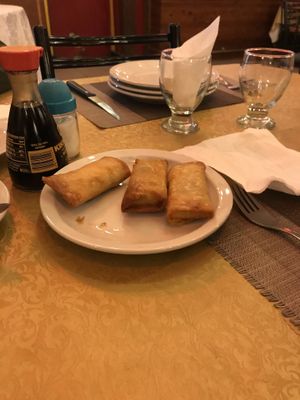 Vegetable spring rolls at Huang Ji Zhong in San Carlos De Bariloche