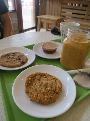 Delicious and SOFT chocolate chip cookie, peanut butter cookie, and pumpkin spice smoothie (which literally tasted like pumpkin pie in a glass) at Green Cup Cafe in Fort Myers