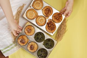 many kinds of gluten free muffin  at Smoothie etc. in Kyoto