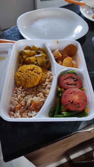 Bobó de cogumelos, acarajé, baião de dois at Ve - Emporio e Restaurante Vegano in Porto Alegre