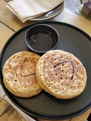 Crumpets at Adam & Eve in Bendigo