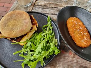 Muffin & extra hash at Adam & Eve in Bendigo