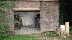 bike doctor at Campo di Cielo in Cesiomaggiore