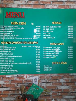 Menu in Vietnamese only at Nhà Hàng Chay Phát Hoa in Ho Chi Minh City