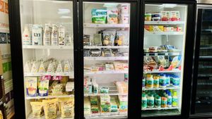 Options  at Bay Naturals Healthy Market & Kitchen in Myrtle Beach