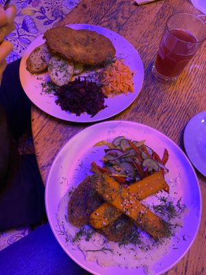 Schabowy, mielone, grzaniec at Chwast Food in Warsaw