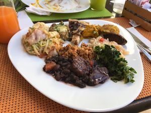 Options from the buffet at Natural Jardim in Santo Andre