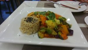 Rice with tofu and vegetables at Vantana in Sevilla