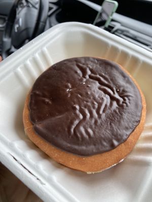 Donuts  at Killer Vegan in Union