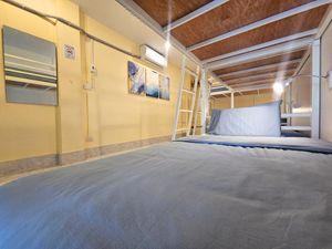 Bed in 6-Bed Mixed Dormitory Room with a comfortable bed to sleep at Ubuntu Live Boutique Hostel & Rooms in Phuket