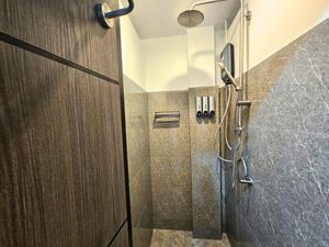 
Bed in 6-Bed Mixed Dormitory Room with clean shared bathrooms that has rainshower facilities at Ubuntu Live Boutique Hostel & Rooms in Phuket