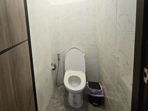 Bed in 4-Bed Female Dormitory Room with extremely clean toilet at Ubuntu Live Boutique Hostel & Rooms in Phuket