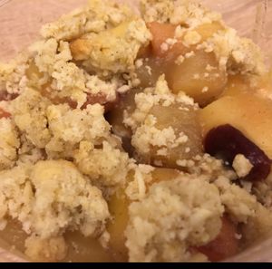 pear & apple crumble at Goodies in Leipzig