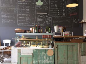great counter at Bio Bodega in Rotterdam