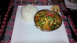 Vegetables and fried tofu with rice and Nepalese sauces at Le Yeti in Toulouse
