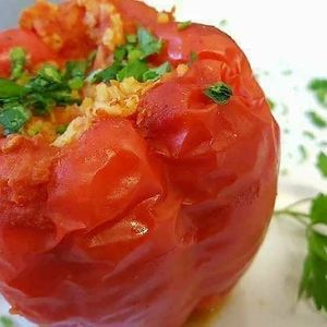 Weekend special dish. Filled paprika with rice, vegtables and seasond with mideterian spices. at Falafel Masters in Eindhoven