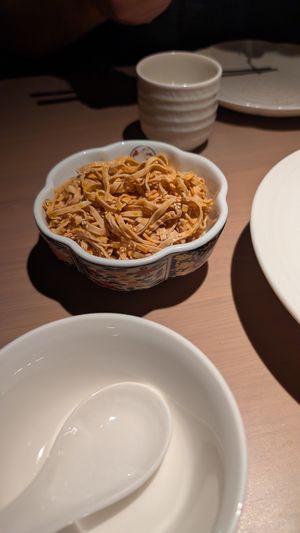 Shredded Tofu at Qingchun Pumen (New World Dontai Li Shop) in Shanghai