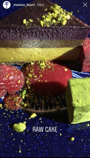 raw cake with matcha pralines  at Maison Blunt in Zurich