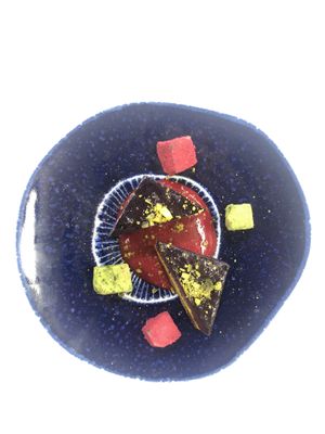 raw cake with matcha pralinés at Maison Blunt in Zurich