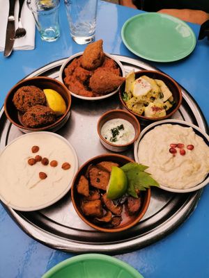 Plat de mezes at Maison Blunt in Zurich