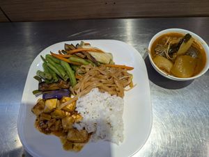  at LianBang SuShi 连邦素食. in Nanning