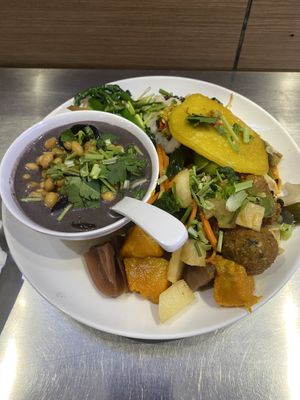   at LianBang SuShi 连邦素食. in Nanning