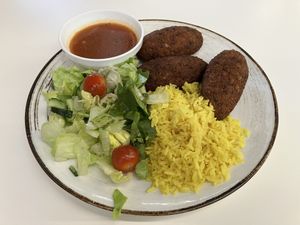 Avinžirnių kepsniai (Chickpea steaks) with eggplants and dry tomatoes  at Ajurvedine Virtuve in Vilnius