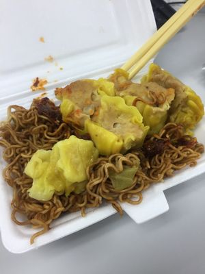 Shao Mai and Fried Noodles as breakfast at Affinity Vegetarian in Kowloon