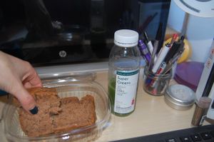Vegan Banana Cake and Green Juice at Spa Juice Bar - Greenwich in South East London