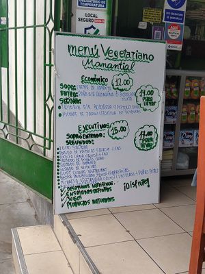 Menu sign June 2023 at Manantial - Calle Pablo Bermudez in Lima