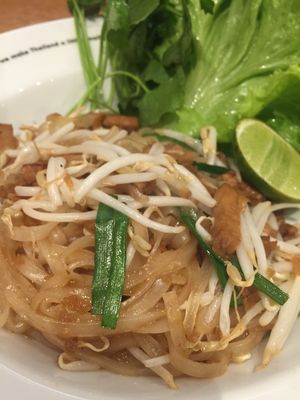 Pad Thai - omit egg at Khun Churn - Eathai in Bangkok