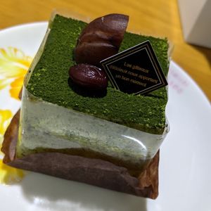 抹茶 at Nanahako Macrobiotic Sweets in Osaka