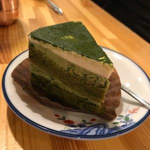 If you like matcha, you’ll like this at Nanahako Macrobiotic Sweets in Osaka