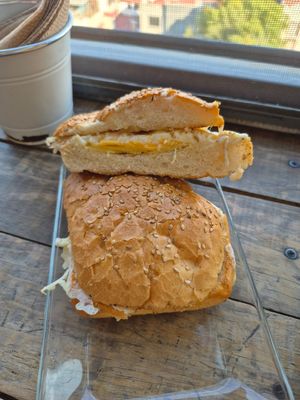  at Vegattos in Mexico City