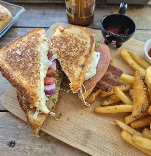  at Vegattos in Mexico City