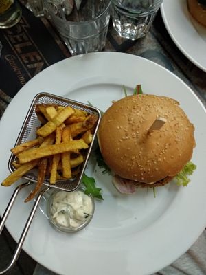 Vegan burger at Refresh Restaurant - Re Fresh in Bratislava