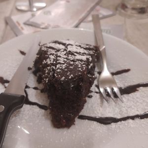 Sacher at Il Papiro in Milan
