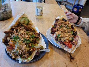 🥰 at Der Dicke Schmidt - Rudolf Leonhard Str in Dresden