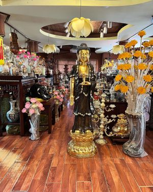   at Bo De Chay - Market and Restaurant in Hanoi