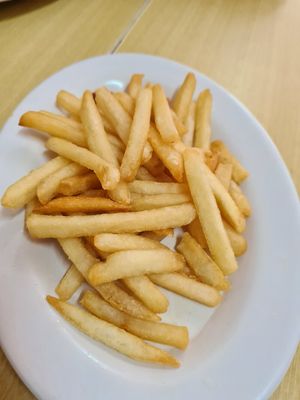 Kentang goreng at Chan Wei Vegetarian in Jakarta