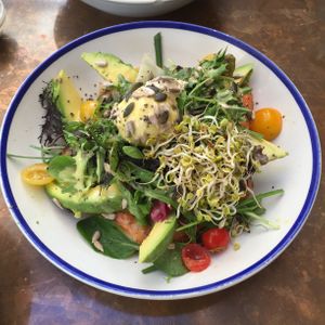 Bowl at Flax & Kale - Placa Castella in Barcelona