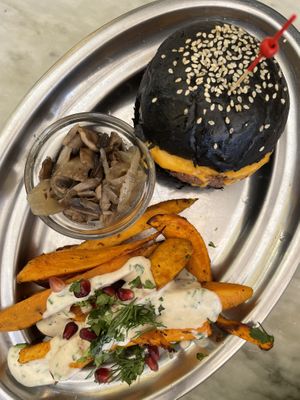 Vegan burger  at Flax & Kale - Placa Castella in Barcelona