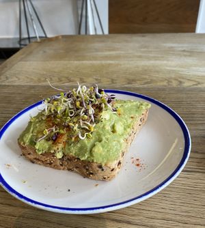Avo toast  at Flax & Kale - Placa Castella in Barcelona