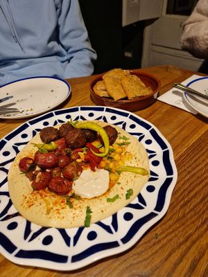 Humus at Flax & Kale - Placa Castella in Barcelona