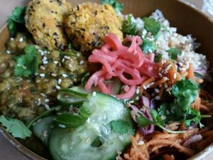 bowl of the day at Le Tricycle in Paris