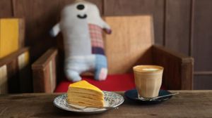 enjoy their promotion, 
buy any two coffee to get 1 mille crepes cake for free.
environment is good. at Einstein Cafe in Kuala Lumpur